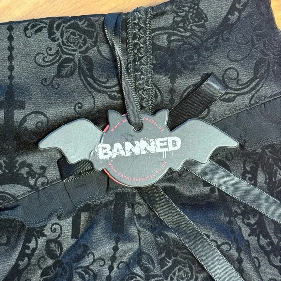 Gothic Skull Black Patterned High-Low Skirt NWT - Picture 5 of 8